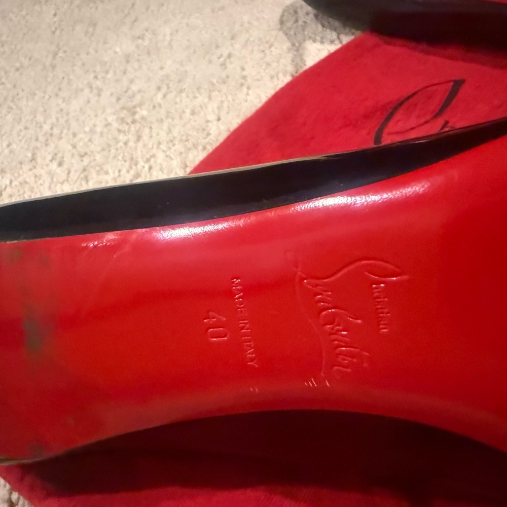 Authentic Christian Louboutin Black Patent Leather Pointed Toe Pumps size 10